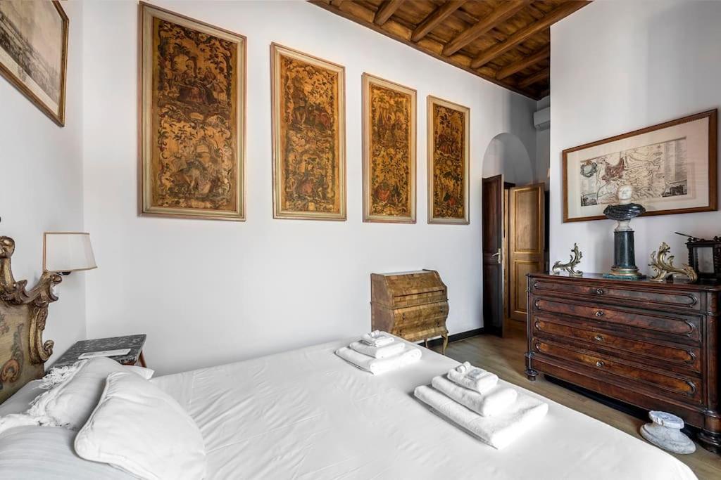 Piazza Navona Historical Palace Rom Eksteriør billede