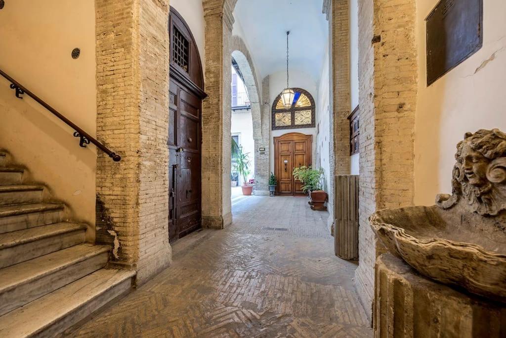 Piazza Navona Historical Palace Rom Eksteriør billede